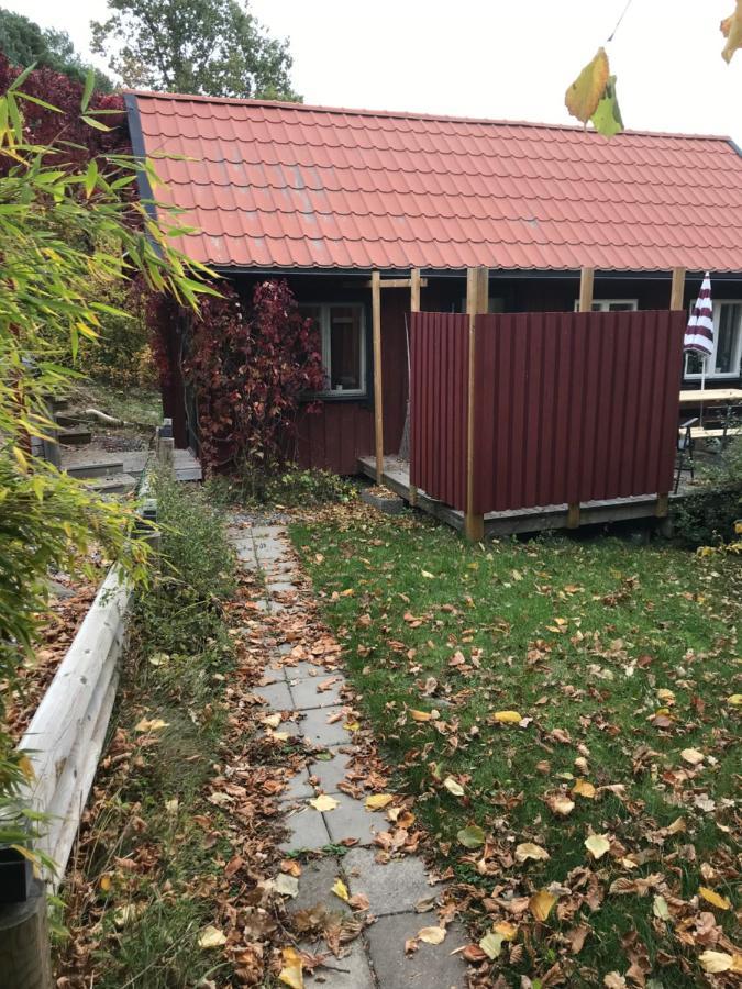 Trevlig Stuga Pa Landet, Centralt 8Km Fran Centrum Eskilstuna Eksteriør bilde